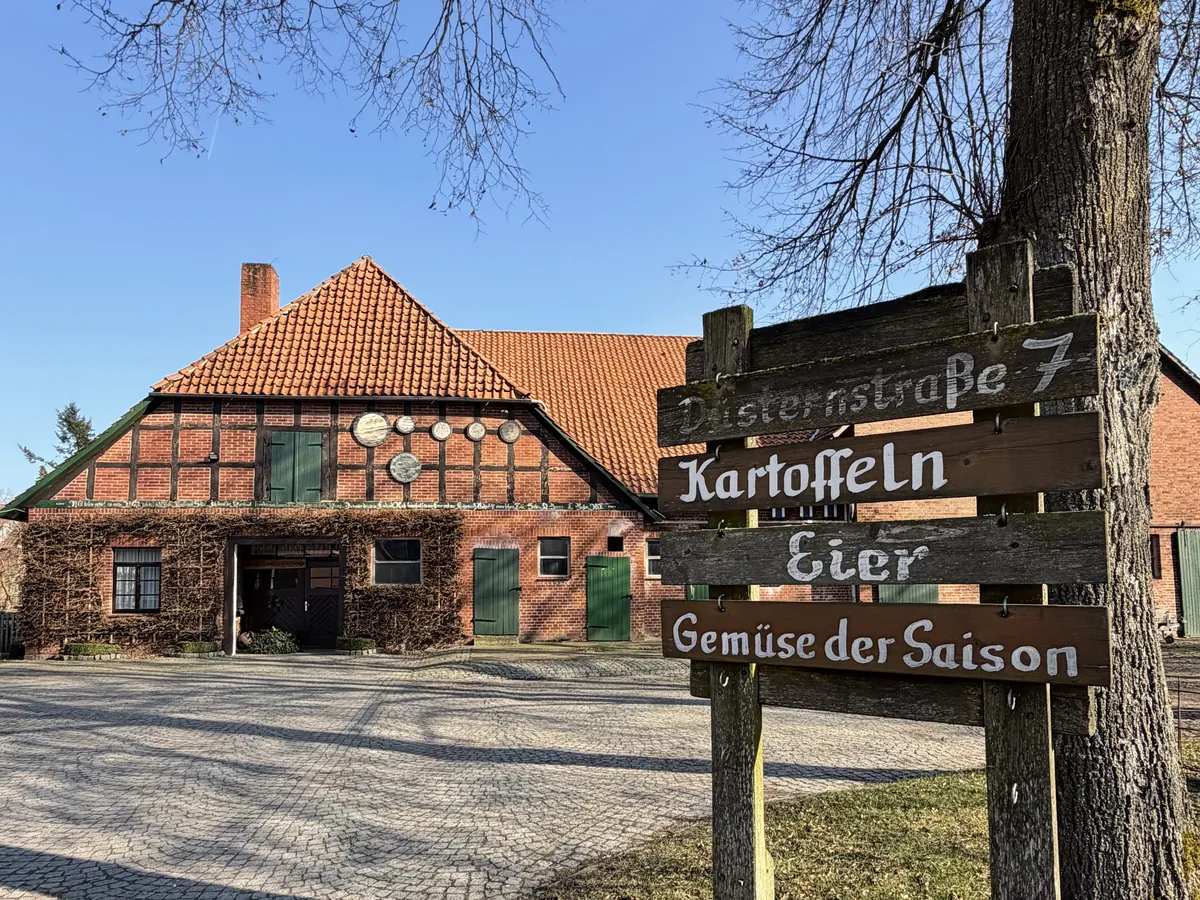 Hofladen in Brelingen mit regionalen Produkten